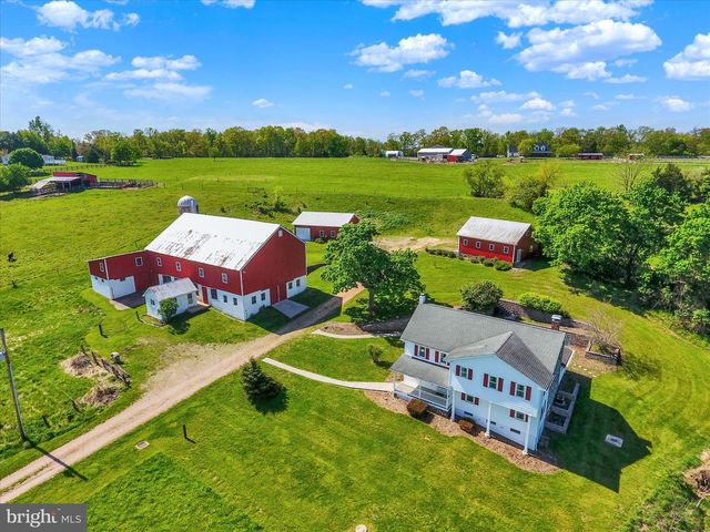 120 N WINDING RD, Wellsville, PA 17365
