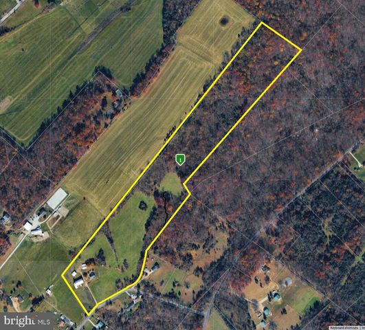 120 N WINDING RD, Wellsville, PA 17365