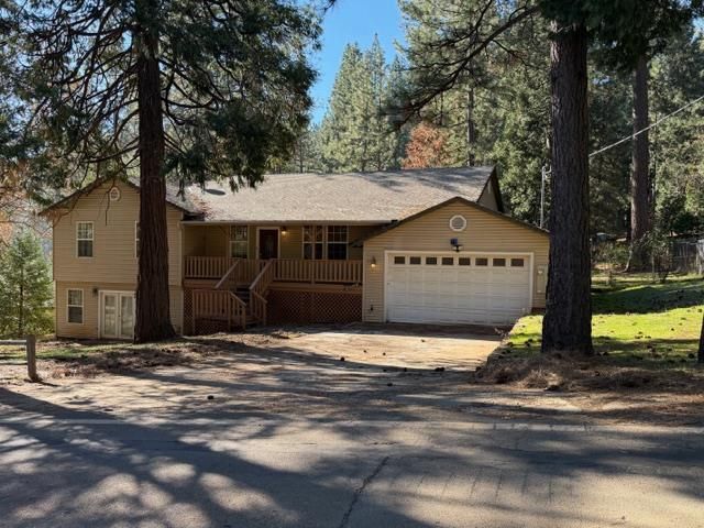 27076 Silver Dr, Pioneer, CA 95666