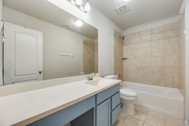 1425 Bull Street, Aubrey, TX 76227