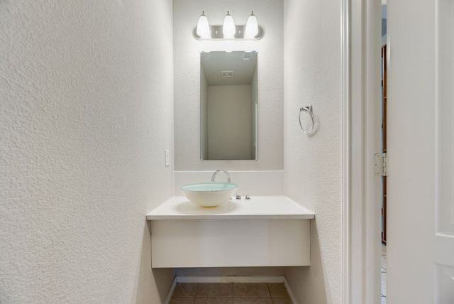 1425 Bull Street, Aubrey, TX 76227