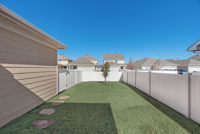 1425 Bull Street, Aubrey, TX 76227