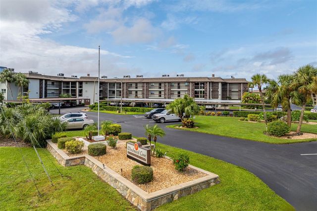 5157 SILENT LOOP 208, New Port Richey, FL 34652