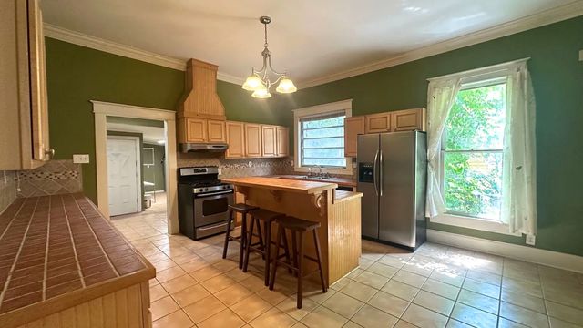 938 Boulevard Street, Shreveport, LA 71104