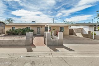 7825 E GARFIELD Street, Scottsdale, AZ 85257
