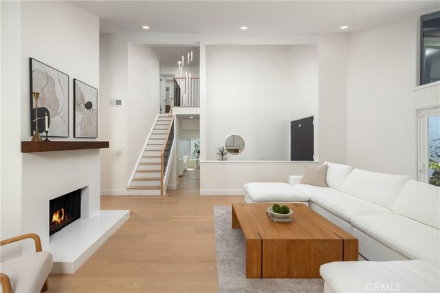 3834 Mistral, Huntington Beach, CA 92649