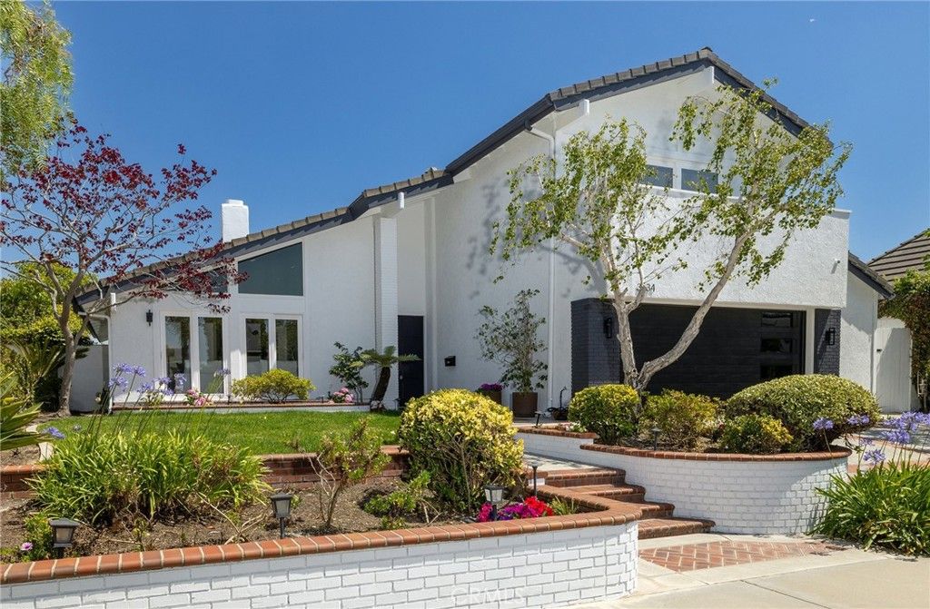 3834 Mistral, Huntington Beach, CA 92649