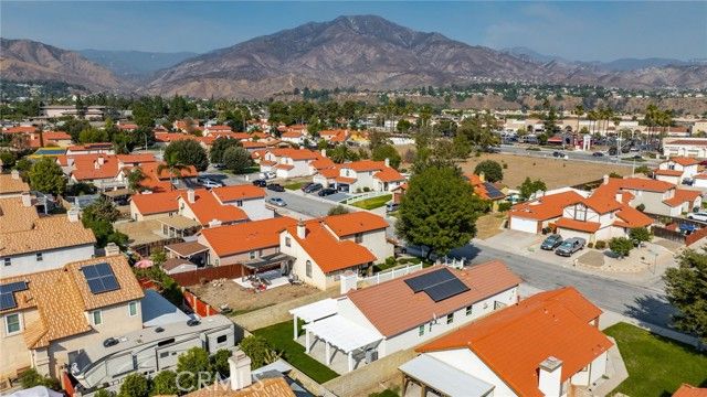 7254 Stoney Creek, Highland, CA 92346