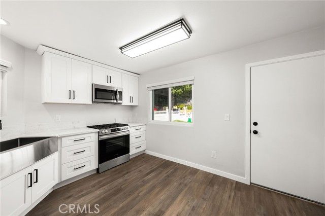 7254 Stoney Creek, Highland, CA 92346