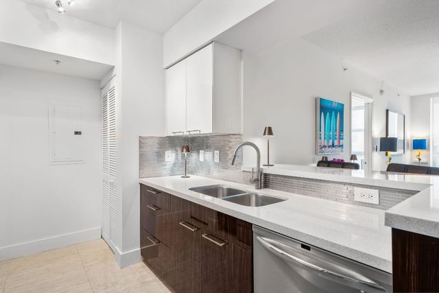 347 N New River Drive 602, Fort Lauderdale, FL 33301