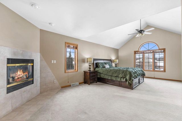 6645 Fieldstone COURT, Racine, WI 53402