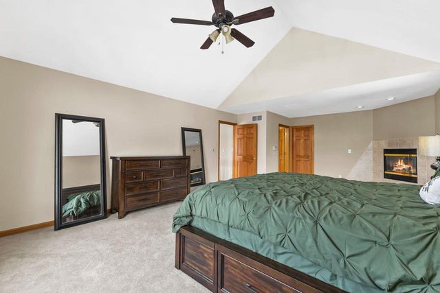 6645 Fieldstone COURT, Racine, WI 53402