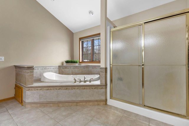 6645 Fieldstone COURT, Racine, WI 53402