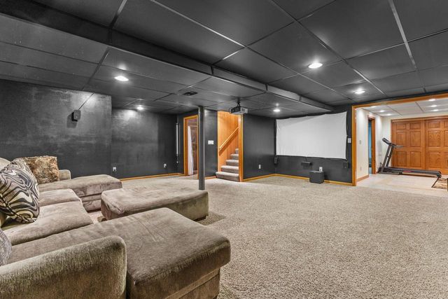 6645 Fieldstone COURT, Racine, WI 53402