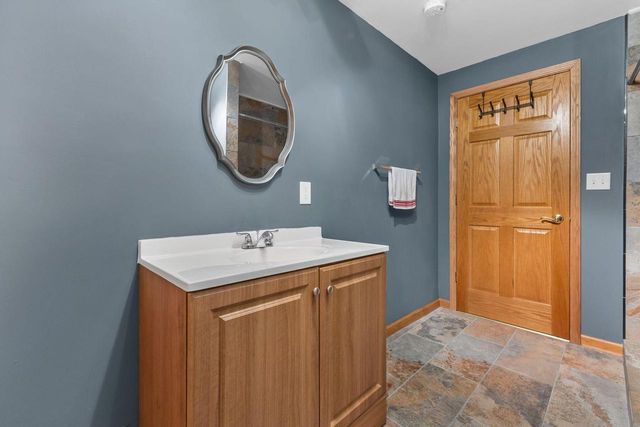 6645 Fieldstone COURT, Racine, WI 53402