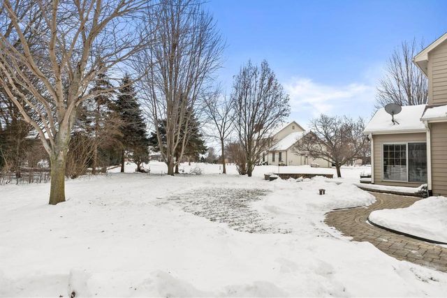 6645 Fieldstone COURT, Racine, WI 53402