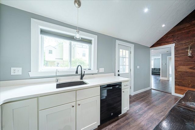 67 Pine St, Milford, MA 01757