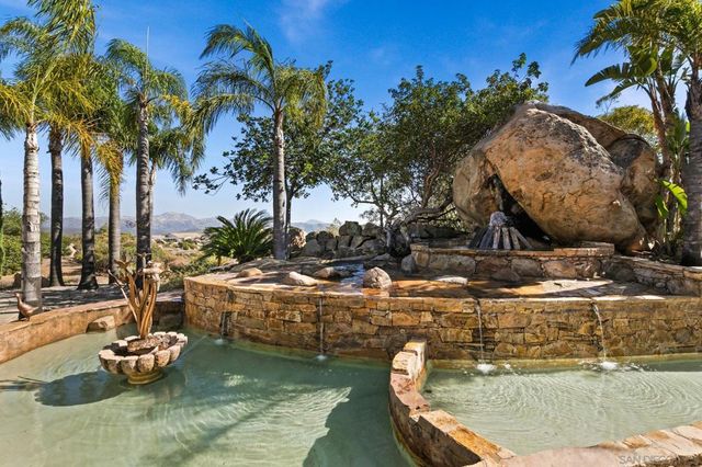 3004 Via Donito, Alpine, CA 91901