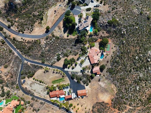 3004 Via Donito, Alpine, CA 91901