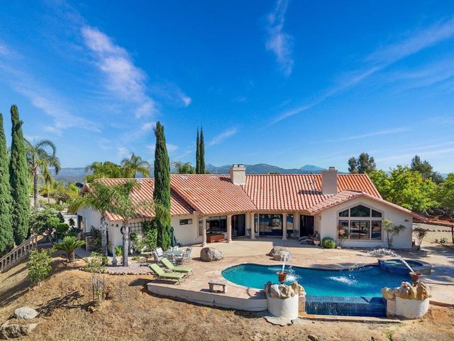 3004 Via Donito, Alpine, CA 91901