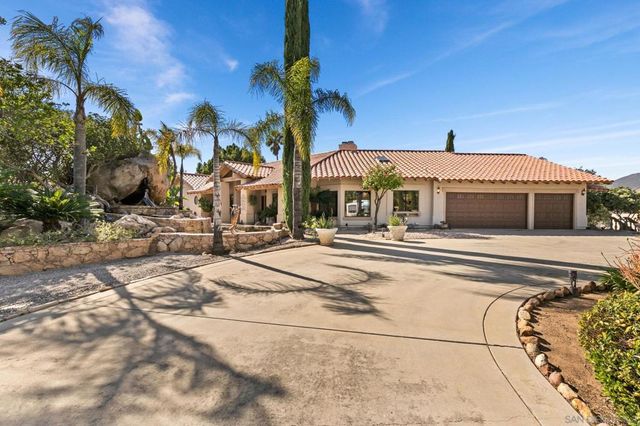 3004 Via Donito, Alpine, CA 91901