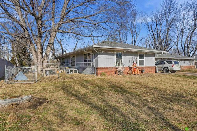 5112 W Zeamer Street, Lincoln, NE 68524