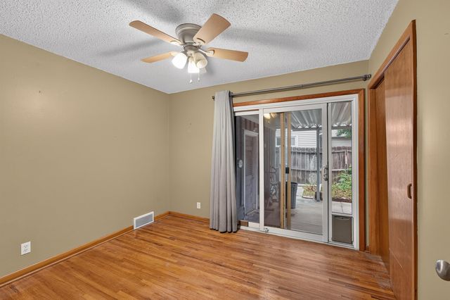 2218 S Elpyco, Wichita, KS 67218