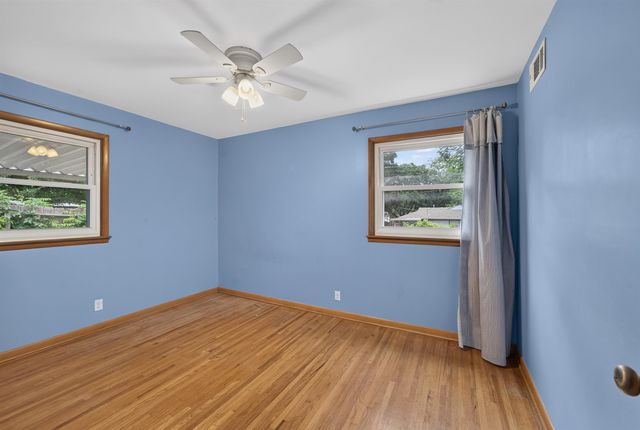 2218 S Elpyco, Wichita, KS 67218