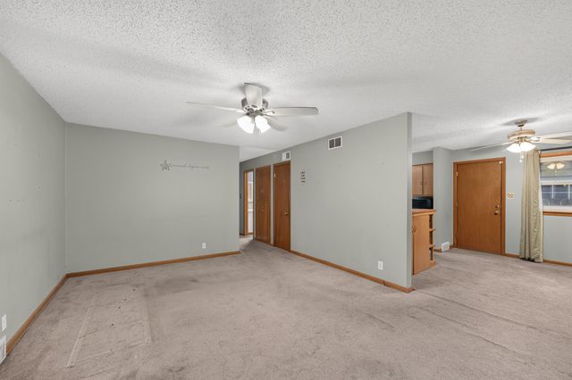 2218 S Elpyco, Wichita, KS 67218