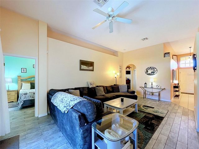 189 MINNIEHAHA CIRCLE, Haines City, FL 33844