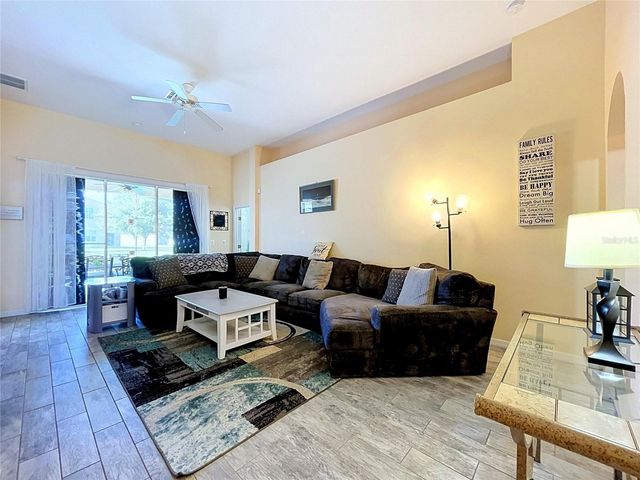 189 MINNIEHAHA CIRCLE, Haines City, FL 33844