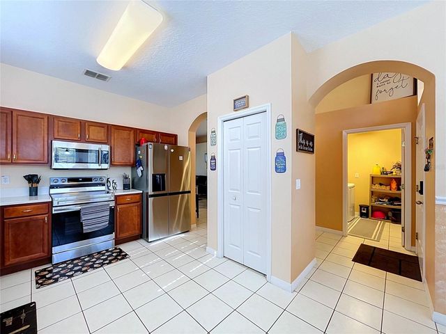 189 MINNIEHAHA CIRCLE, Haines City, FL 33844