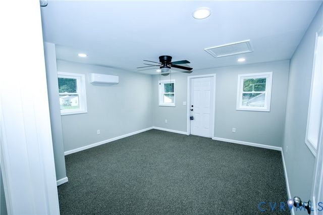 416 S Virginia St, Farmville, VA 23901