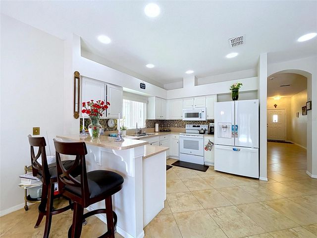 27544 BREAKERS DRIVE, Wesley Chapel, FL 33544