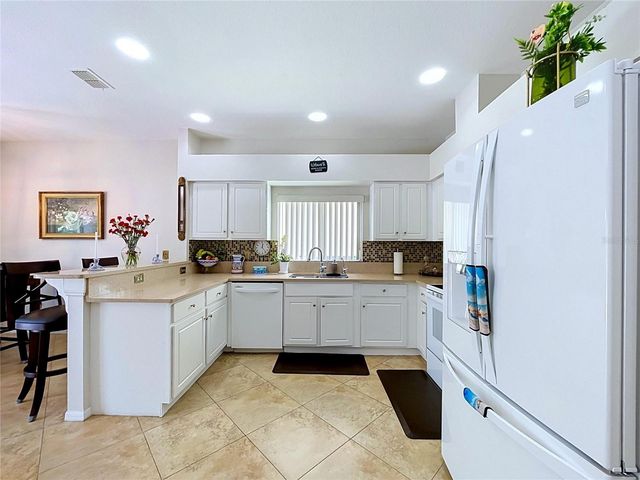 27544 BREAKERS DRIVE, Wesley Chapel, FL 33544