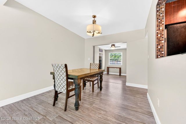713 NE James Circle NE, Palm Bay, FL 32905