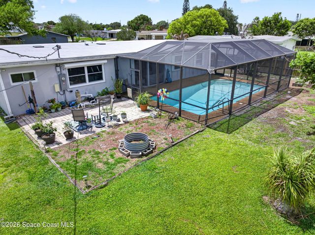 713 NE James Circle NE, Palm Bay, FL 32905
