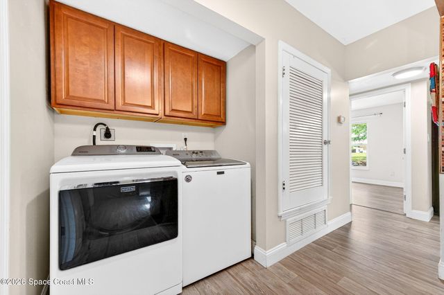 713 NE James Circle NE, Palm Bay, FL 32905