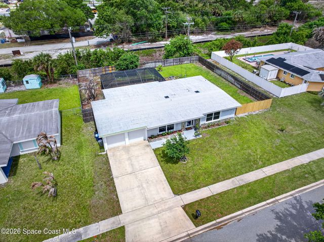 713 NE James Circle NE, Palm Bay, FL 32905