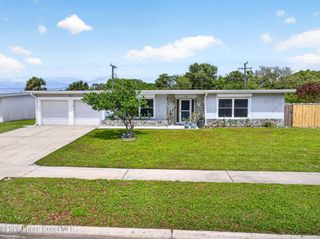 713 NE James Circle NE, Palm Bay, FL 32905