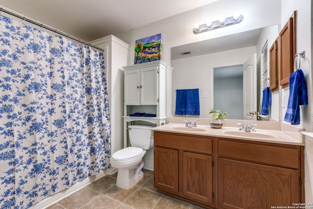 59 Rainy Ave, San Antonio, TX 78240