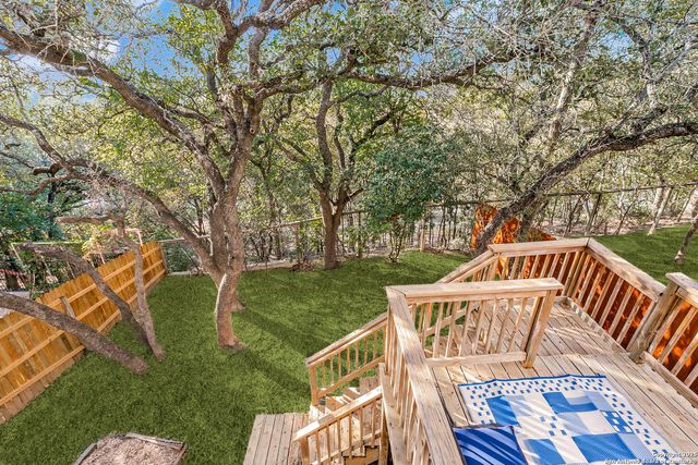 59 Rainy Ave, San Antonio, TX 78240