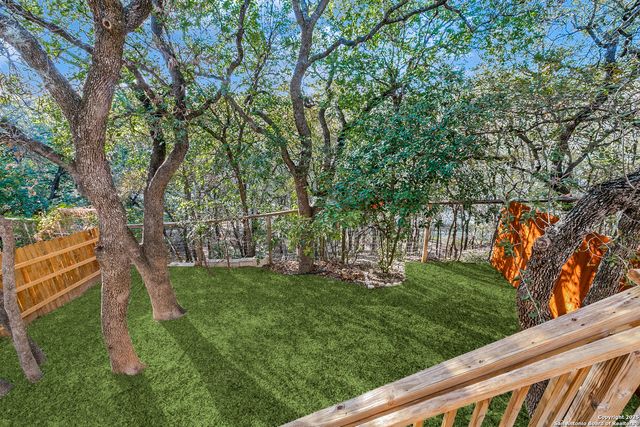 59 Rainy Ave, San Antonio, TX 78240