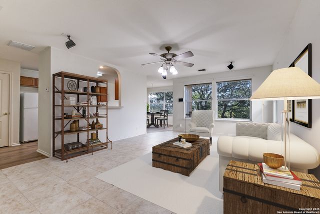 59 Rainy Ave, San Antonio, TX 78240