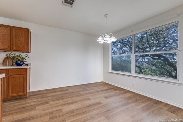 59 Rainy Ave, San Antonio, TX 78240