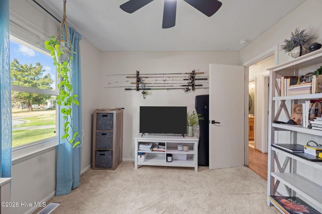 100 Estate Drive, Jacksonville, NC 28540