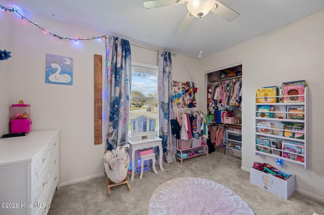 100 Estate Drive, Jacksonville, NC 28540