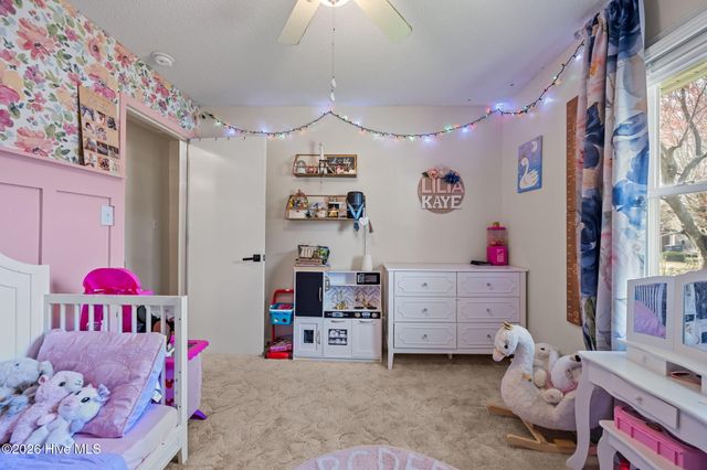 100 Estate Drive, Jacksonville, NC 28540