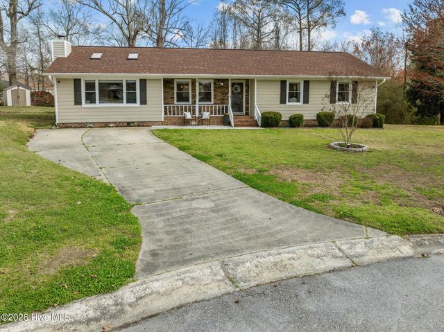 100 Estate Drive, Jacksonville, NC 28540