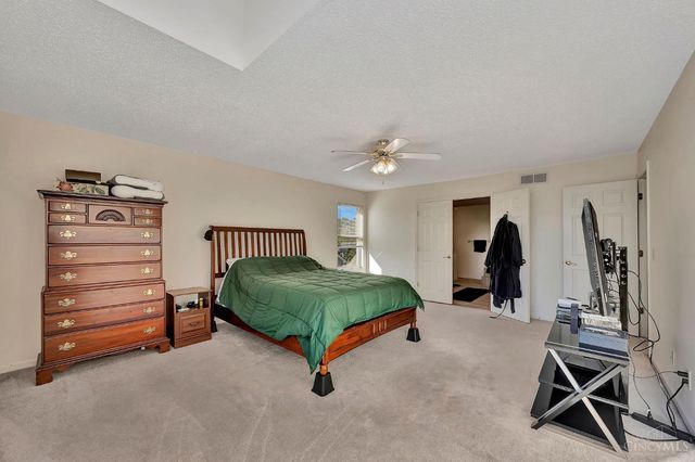 11897 Winston Circle, Forest Park, OH 45240